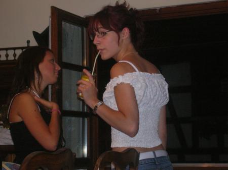 MoI fEaT LN...