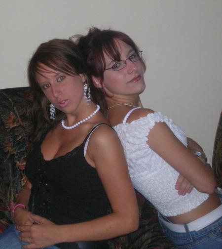MoI fEaT LN...